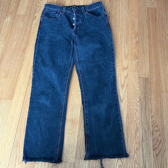 Aritzia Denim - Aritzia Denim forum The Arlo high rise straight jeans